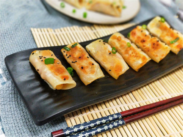 Eel fried dumpling - a Chinese eel food