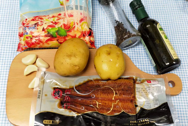 ingredients for raost unagi with potatoes